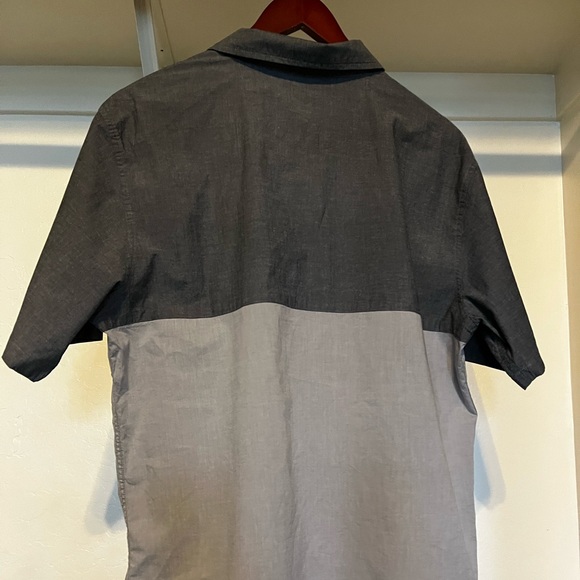 Voyager Short Sleeve Shirt L - Picture 3 of 3